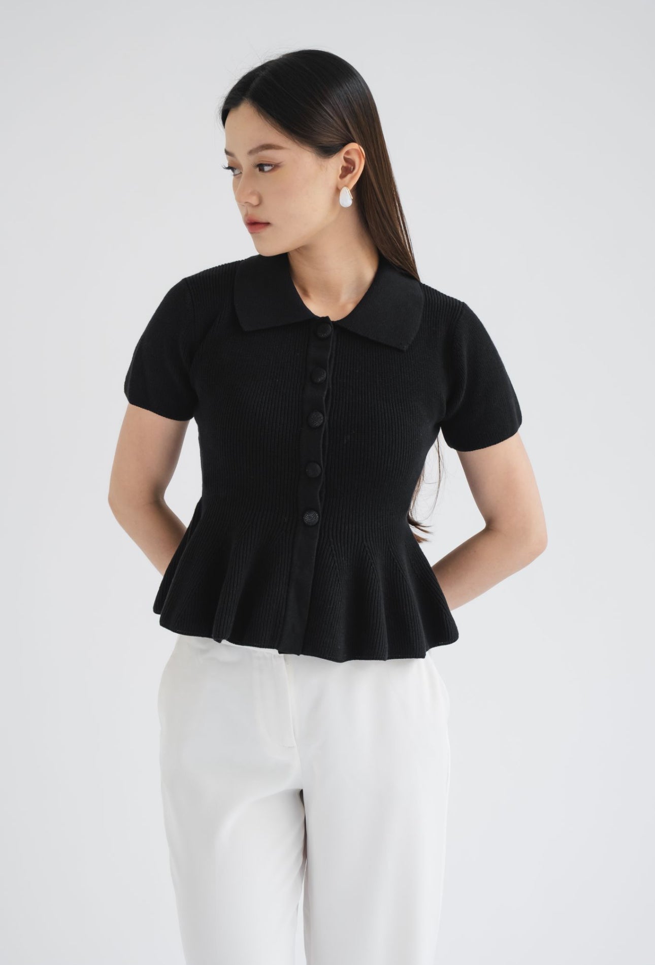 Zuri Polo Peplum Top | Black