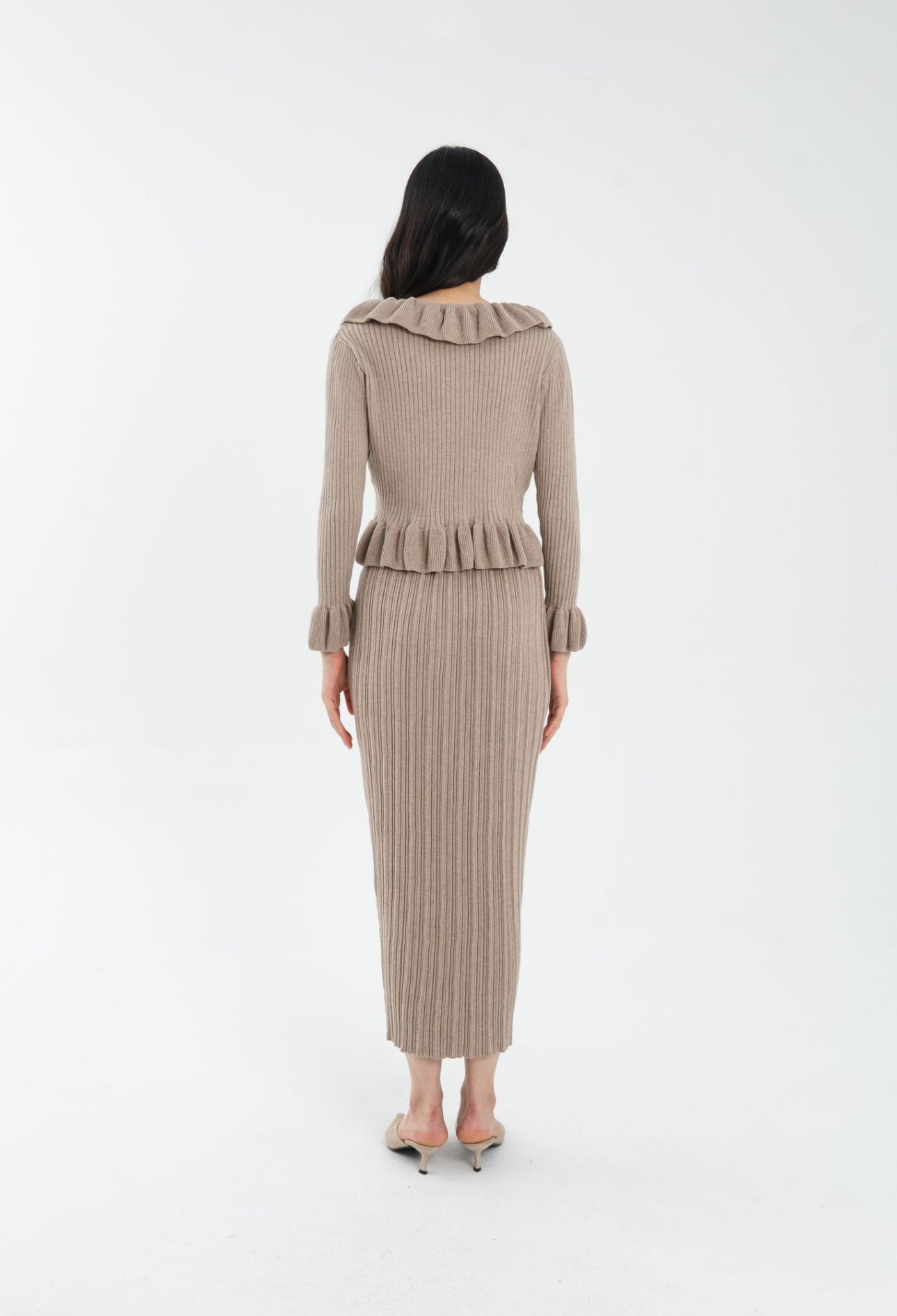 Charm Cardigan | Brown