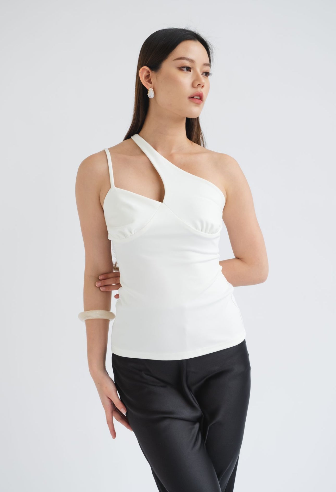 Faye Asymmetrical tank | White