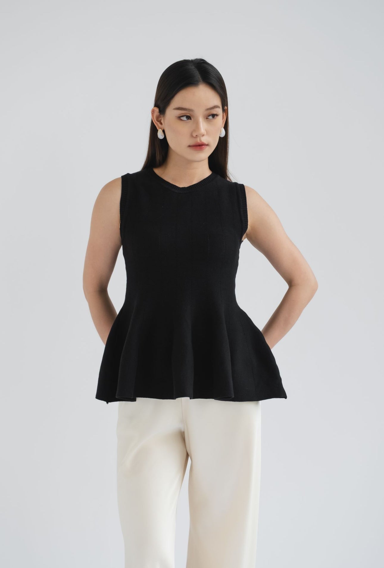 Lila Sleeveless Knit Top | Black