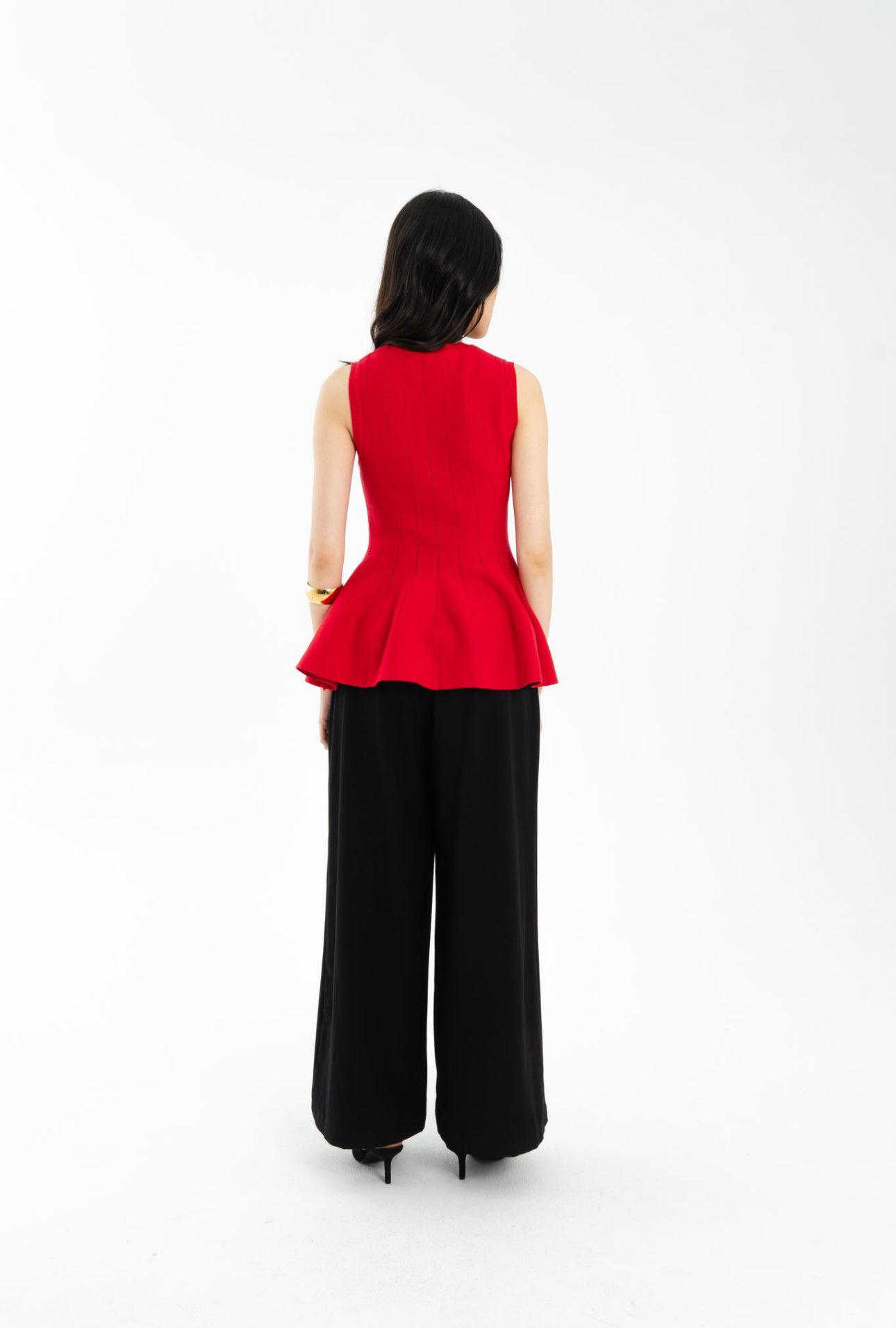 Lila Sleeveless Top | Red