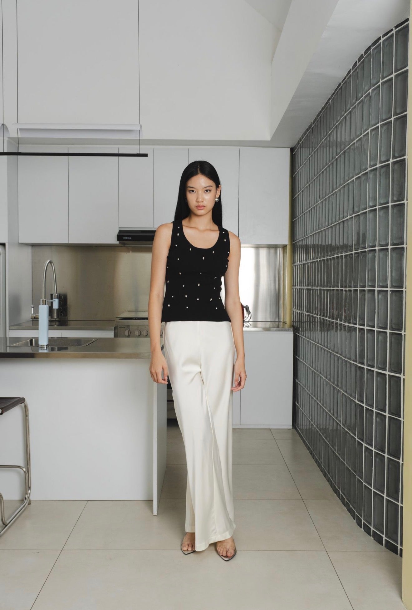 Ease Tanktop | Black Beads