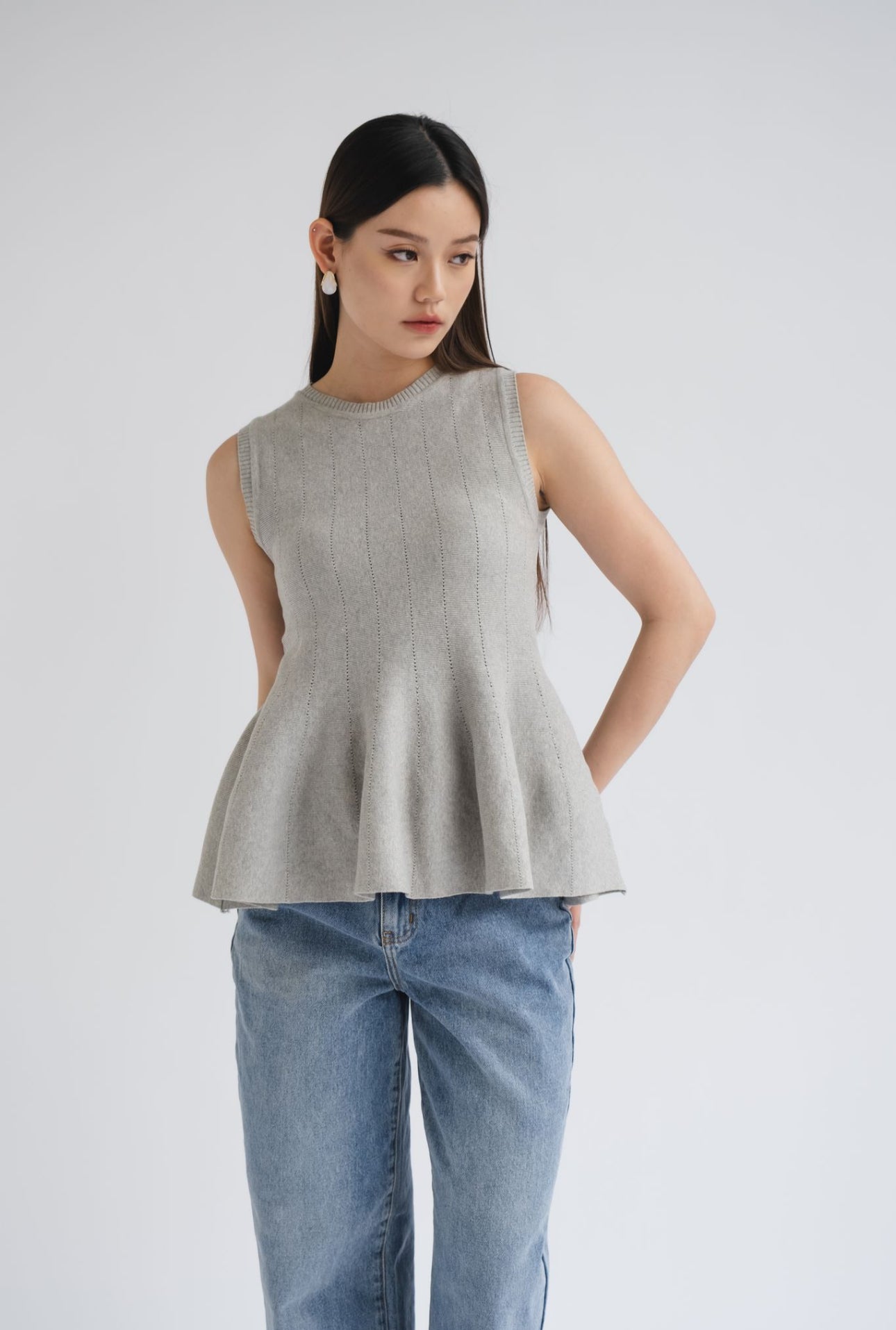Lila Sleeveless Knit Top | Grey