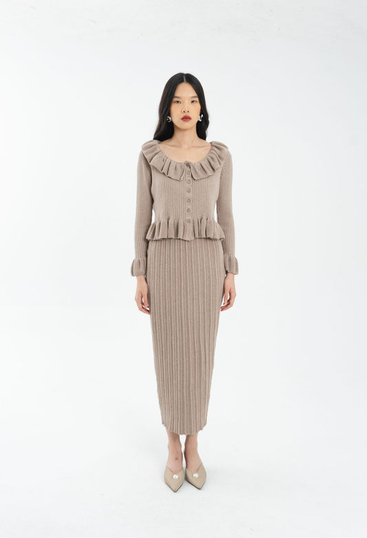 Charm Cardigan | Brown